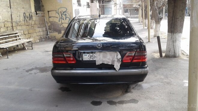Mercedes E 220 2002, 315,896 km - 2.2 л - Bakı