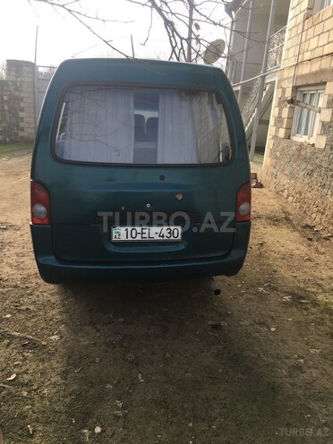 Hyundai H 100 1997, 282,860 km - 2.4 l - Tovuz