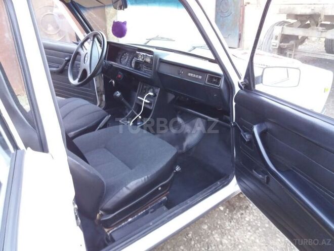 LADA (VAZ) 2107 2005, 135,267 km - 1.6 l - Quba