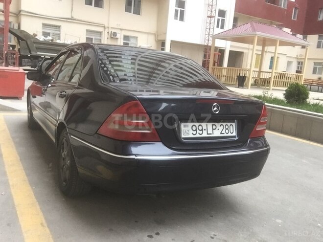 Mercedes C 240 2000, 310,000 km - 2.6 л - Bakı