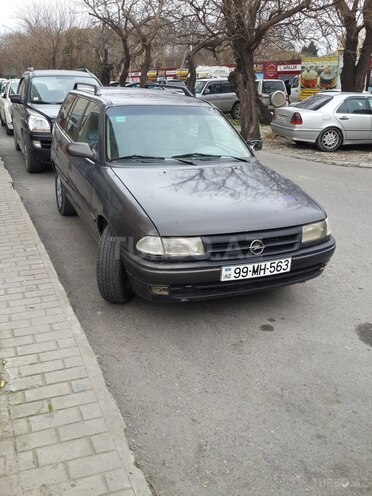 Opel Astra 1995, 2,566,666 km - 1.6 l - Bakı