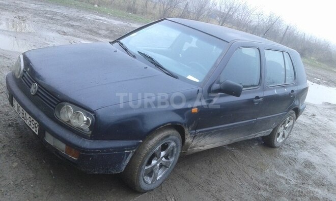 Volkswagen Golf 1992, 50,000 km - 1.6 l - Quba