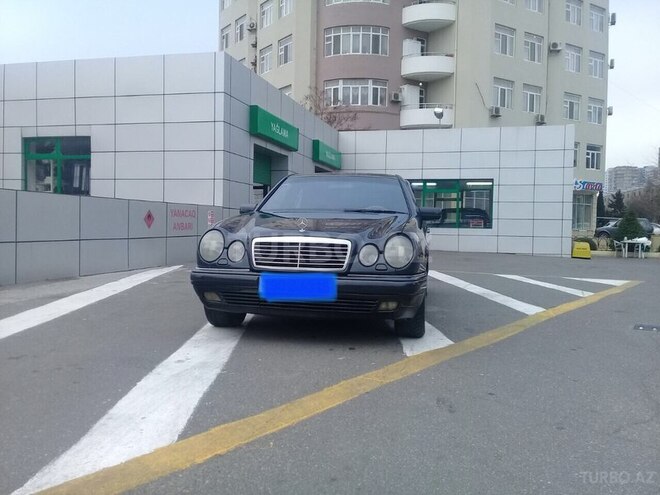 Mercedes E 280 1997, 320,000 km - 2.8 l - Bakı
