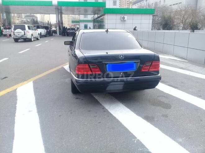 Mercedes E 280 1997, 320,000 km - 2.8 l - Bakı