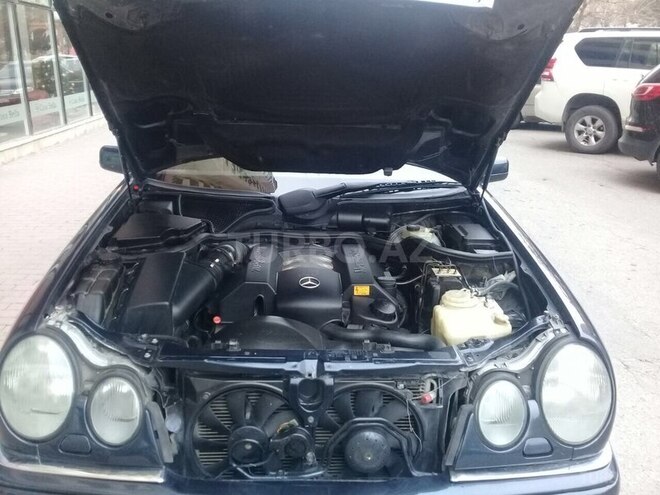 Mercedes E 280 1997, 320,000 km - 2.8 l - Bakı