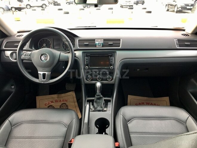 Volkswagen Passat 2013, 43,000 km - 1.8 l - Bakı
