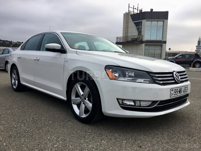 Volkswagen Passat 2013, 43,000 km - 1.8 l - Bakı