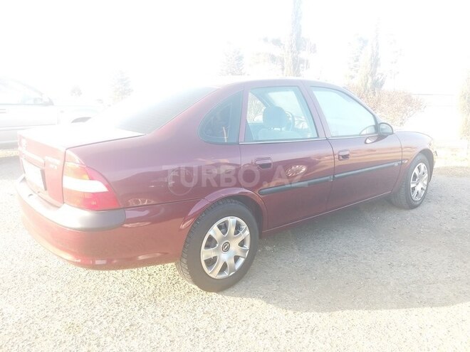 Opel Vectra 1996, 210,000 km - 2.0 l - Gəncə