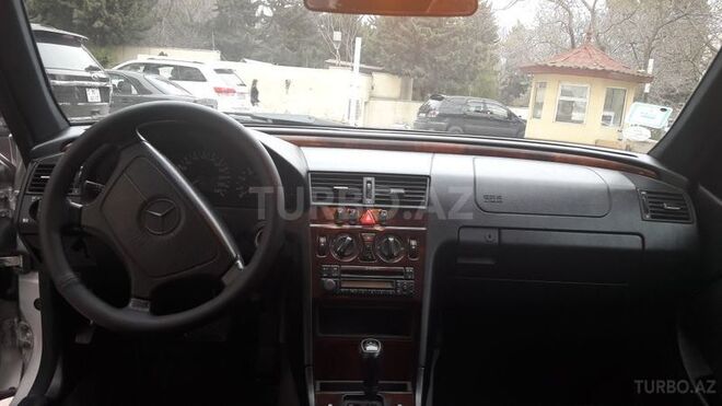 Mercedes C 180 1997, 167,000 km - 1.8 л - Bakı