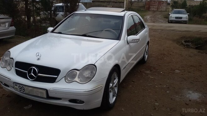 Mercedes C 240 2001, 320,000 km - 2.6 l - Biləsuvar