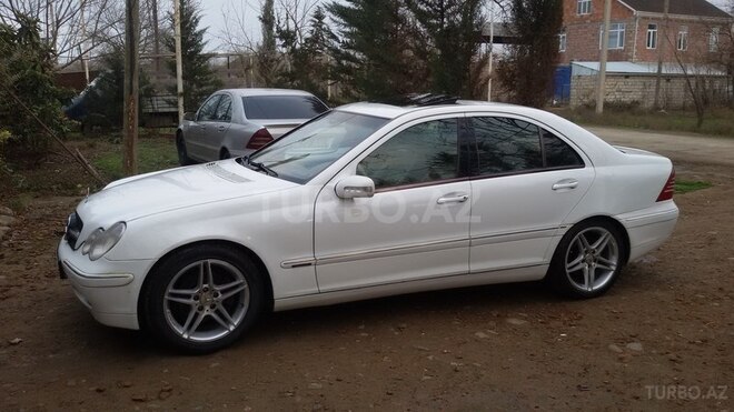 Mercedes C 240 2001, 320,000 km - 2.6 l - Biləsuvar