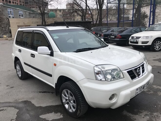 Nissan X-Trail 2002, 200,000 km - 2.0 l - Bakı