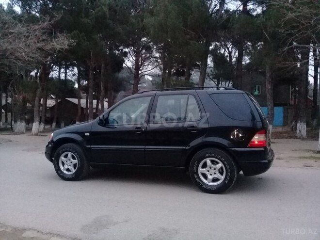 Mercedes ML 320 2000, 210,000 km - 3.2 l - Sumqayıt