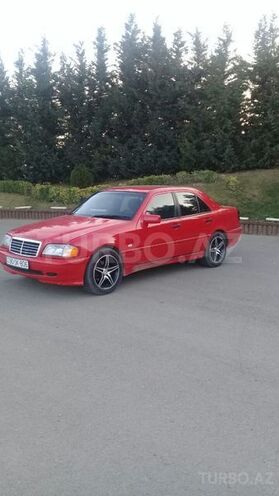 Mercedes C 200 2000, 215,000 km - 2.0 л - Şəmkir