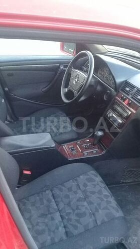 Mercedes C 200 2000, 215,000 km - 2.0 л - Şəmkir