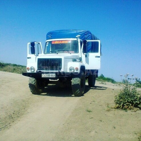 GAZ  2004, 130,000 km - 4.7 l - Lerik
