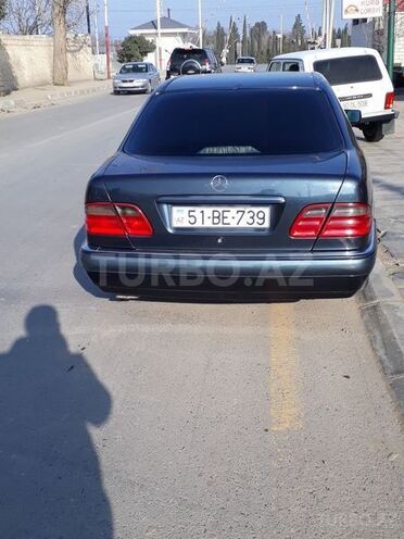 Mercedes E 240 1998, 206,150 km - 2.4 l - Gəncə