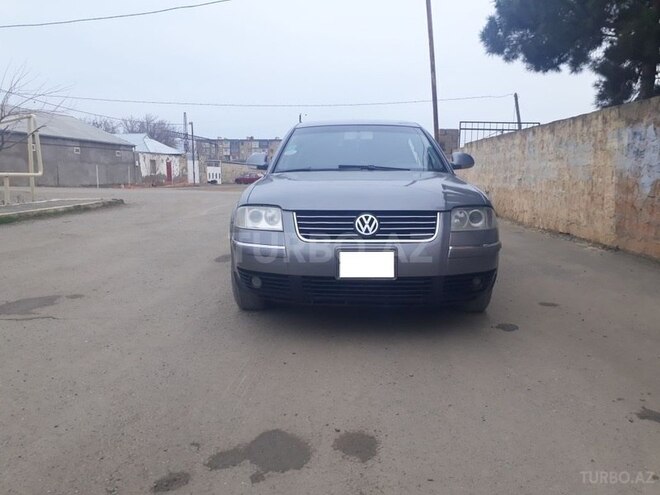 Volkswagen Passat 2004, 240,700 km - 1.8 l - Bakı