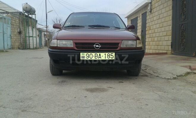Opel Astra 1995, 327,000 km - 1.6 l - Sumqayıt