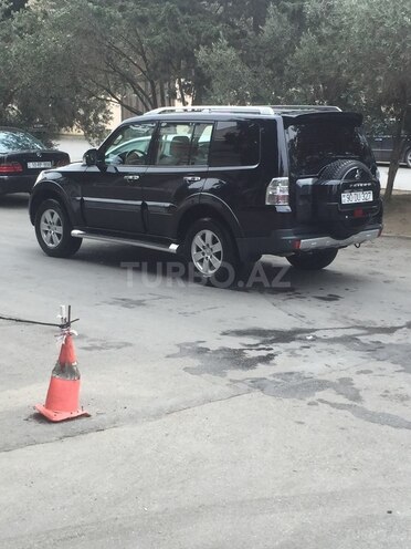 Mitsubishi Pajero 2008, 114,000 km - 3.0 l - Bakı