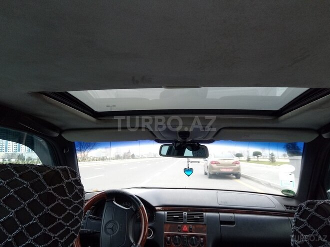 Mercedes E 240 1998, 292,000 km - 2.4 л - Bakı