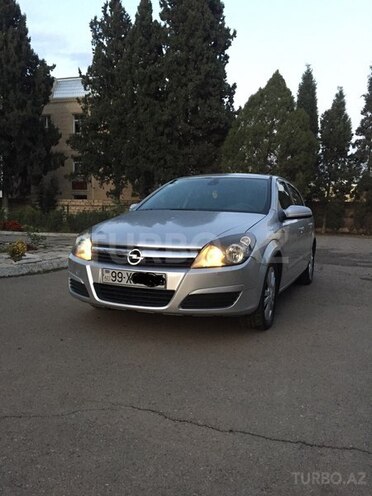 Opel Astra 2008, 135,000 km - 1.8 l - Gəncə