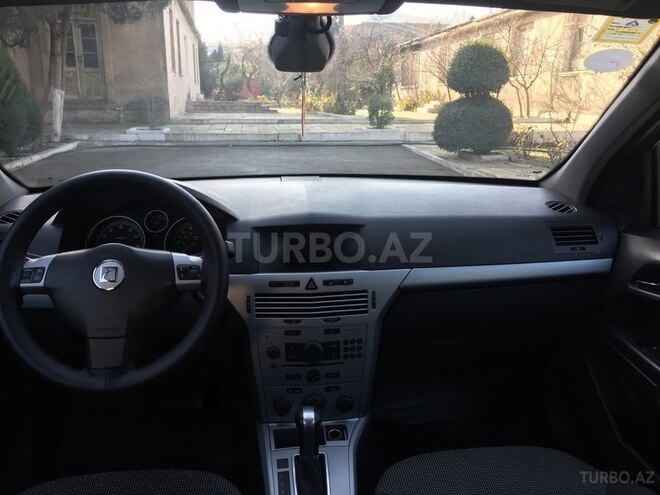 Opel Astra 2008, 135,000 km - 1.8 l - Gəncə