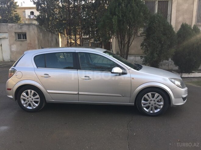Opel Astra 2008, 135,000 km - 1.8 l - Gəncə