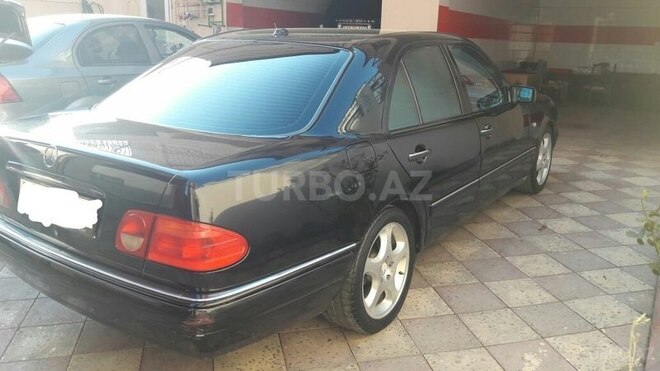 Mercedes E 240 1998, 350,000 km - 2.4 l - Bakı