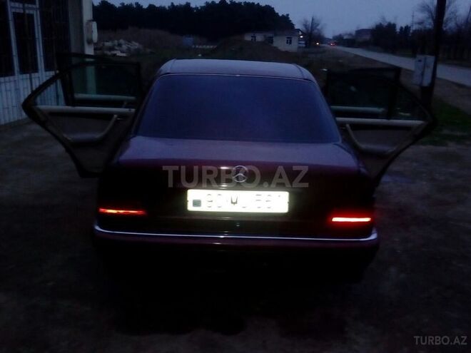 Mercedes C 180 1997, 285,000 km - 1.8 l - Bakı