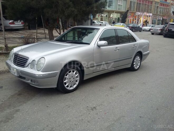Mercedes E 240 2001, 116,000 km - 2.6 l - Bakı