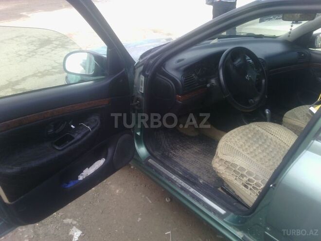 Peugeot 406 2001, 250,000 km - 2.0 l - Bakı