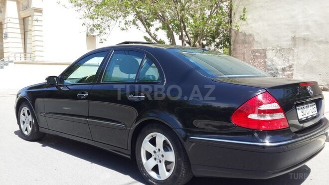 Mercedes E 220 2005, 230,000 km - 2.2 l - Bakı