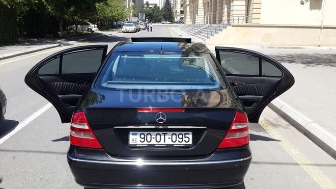 Mercedes E 220 2005, 230,000 km - 2.2 l - Bakı