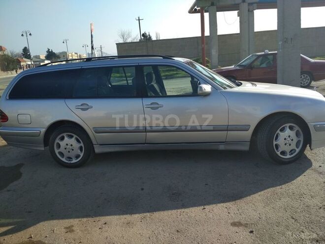 Mercedes C 220 2002, 267,000 km - 2.2 l - Bakı