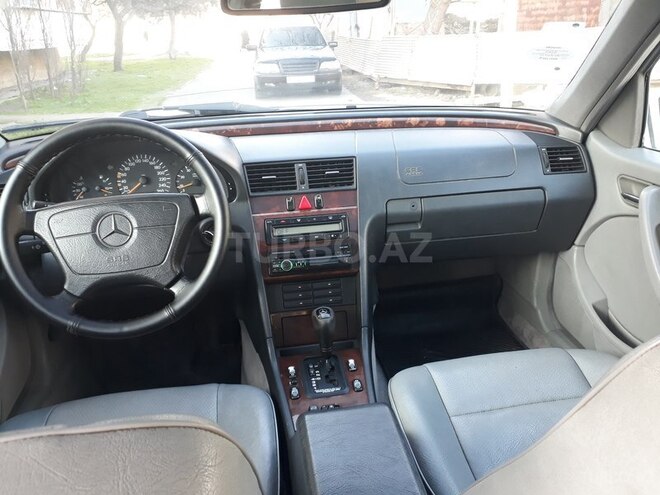 Mercedes C 230 1997, 201,500 km - 2.3 l - Bakı