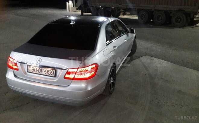 Mercedes E 220 2011, 194,000 km - 2.2 л - Bakı