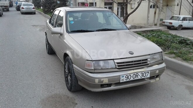 Opel Vectra 1990, 230,000 km - 2.0 л - Bakı