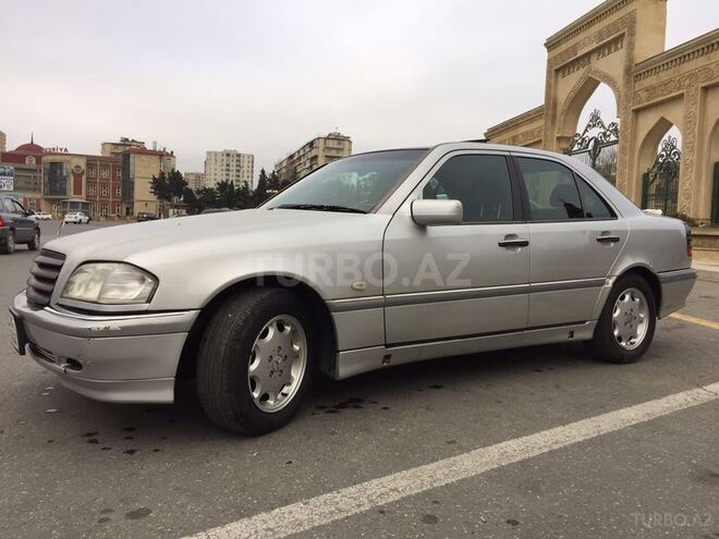Mercedes C 200 1997, 162,000 km - 2.0 l - Bakı