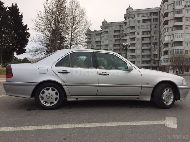 Mercedes C 200 1997, 162,000 km - 2.0 l - Bakı