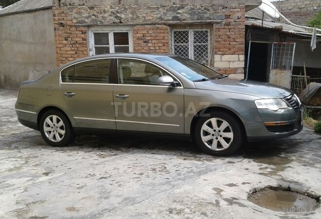 Volkswagen Passat 2005, 232,589 km - 0.2 l - Bakı