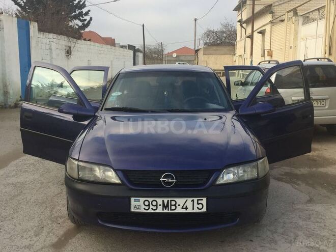 Opel Vectra 1997, 225,000 km - 1.8 л - Bakı
