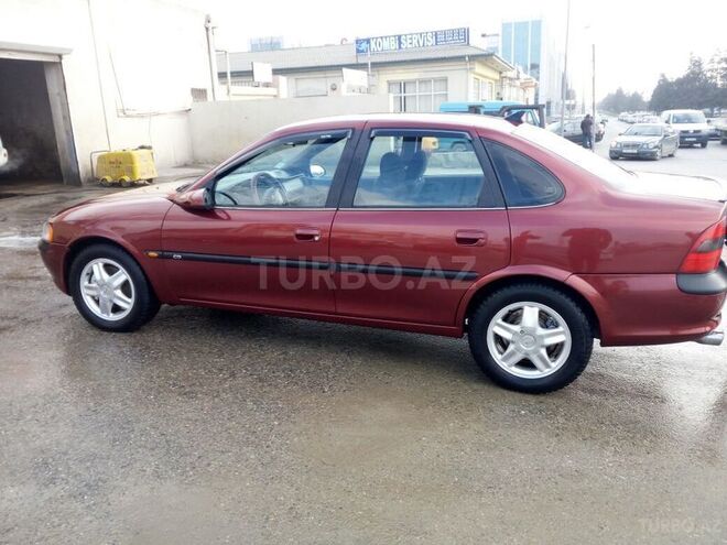 Opel Vectra 1995, 280,000 km - 2.0 l - Bakı