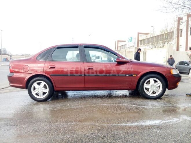 Opel Vectra 1995, 280,000 km - 2.0 l - Bakı