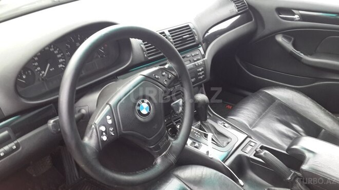 BMW 323 2000, 256,000 km - 2.5 l - Sumqayıt