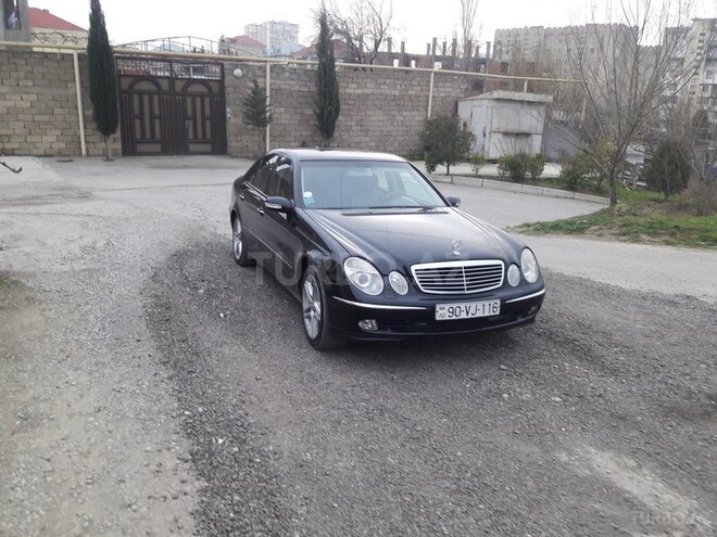 Mercedes E 220 2005, 257,900 km - 2.2 l - Bakı