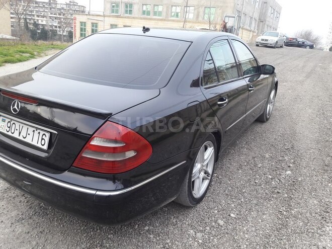 Mercedes E 220 2005, 257,900 km - 2.2 l - Bakı