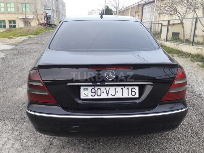 Mercedes E 220 2005, 257,900 km - 2.2 l - Bakı