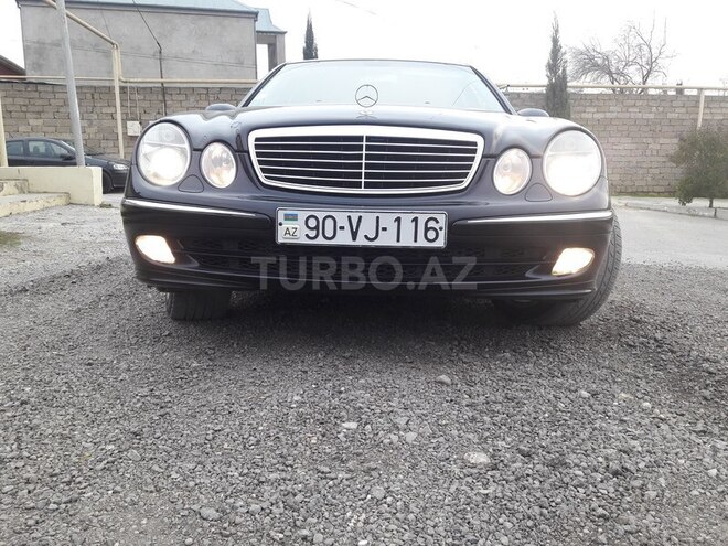 Mercedes E 220 2005, 257,900 km - 2.2 l - Bakı