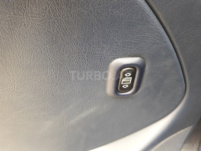 Mercedes C 200 1998, 266,917 km - 2.0 l - Bakı